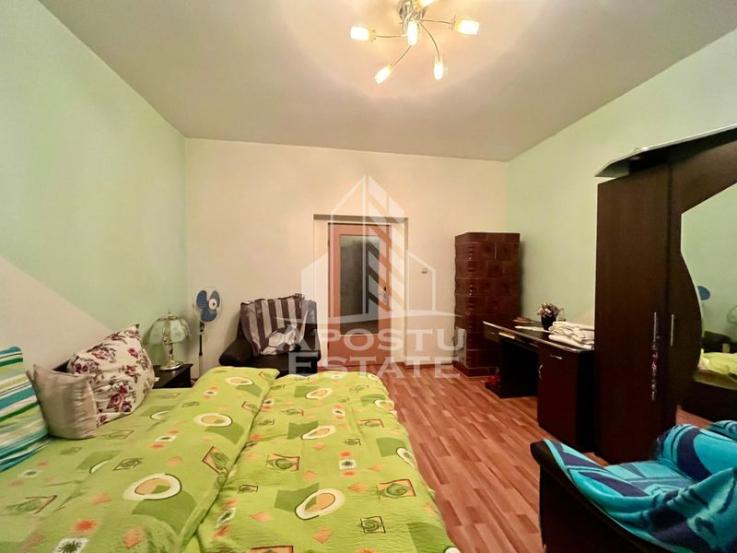 Apartament 2 camere,curte comuna,zona Complexul Studentesc