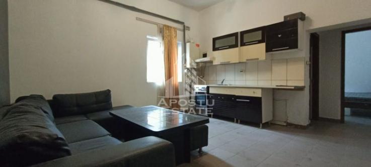 Apartament 2 camere, centrala propie, zona Fabric