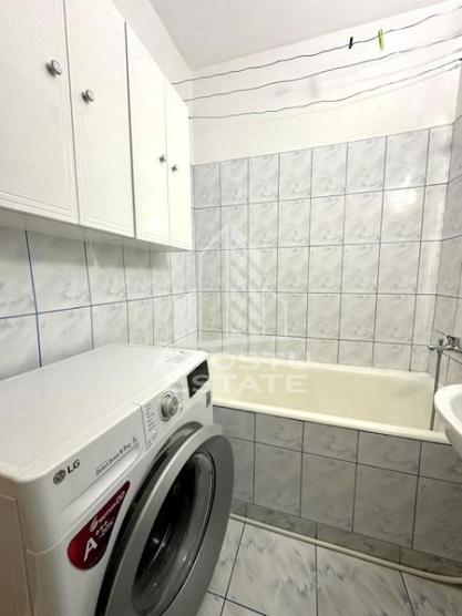 Apartament cu o camera, etajul 3, zona Girocului