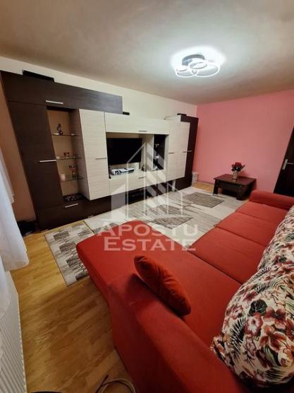 Apartament 3 camere, 2 bai , 2 balcoane in zona Soarelui