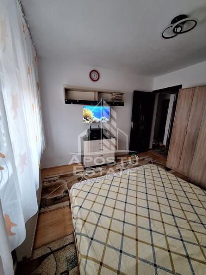 Apartament 3 camere, 2 bai , 2 balcoane in zona Soarelui