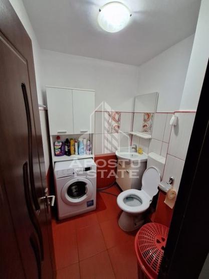 Apartament 3 camere, 2 bai , 2 balcoane in zona Soarelui