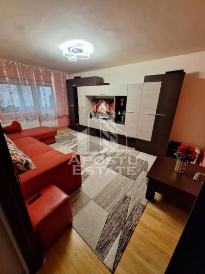 Apartament 3 camere, 2 bai , 2 balcoane in zona Soarelui