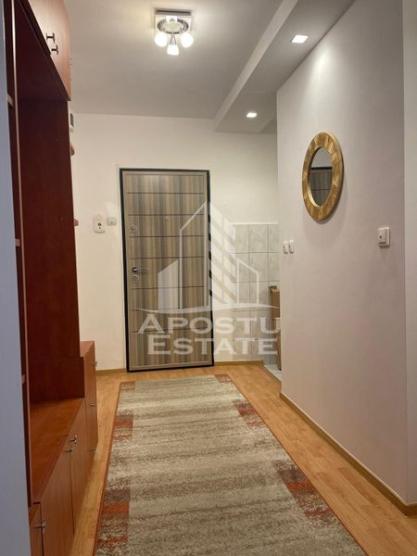 Apartament cu o camera decomandat, Zona Soarelui