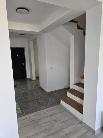 Vila 4 camere sector 1 Cartier Henri Coanda Baneasa