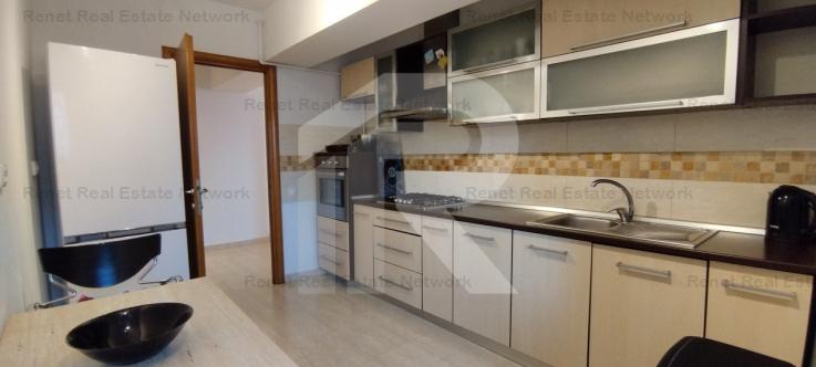 Apartament lux 3 camere+parcare Piata Alba Iulia