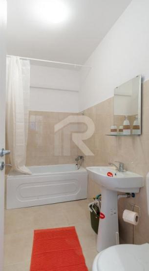 Apartament nou-nout + loc de parcare subteran 