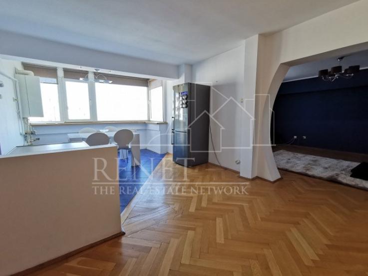 Apartament UltraCentral, bloc Casa Cartii