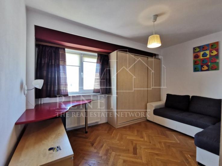 Apartament UltraCentral, bloc Casa Cartii