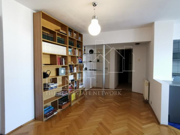 Apartament UltraCentral, bloc Casa Cartii