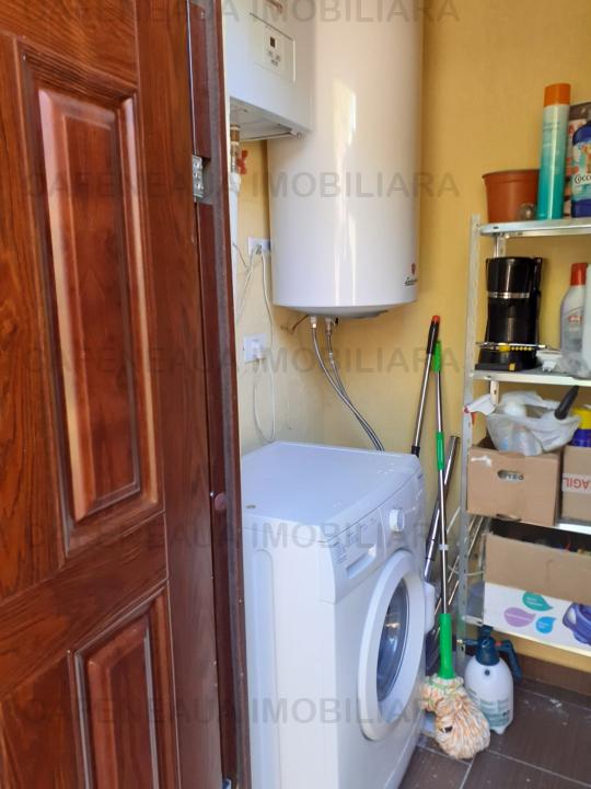 Inchiriere 2case -4 camere Bucurestii Noi