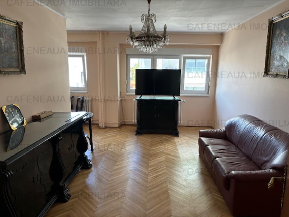 Apartament 4 camere Piata 1 Mai