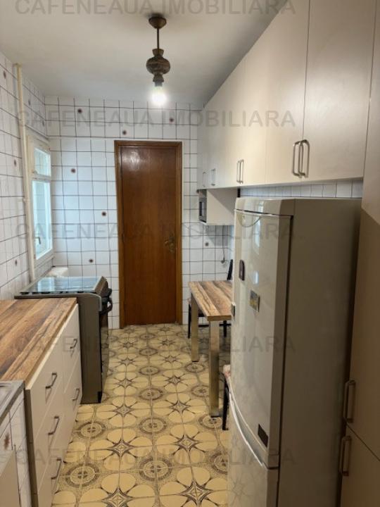 Apartament 4 camere Piata 1 Mai