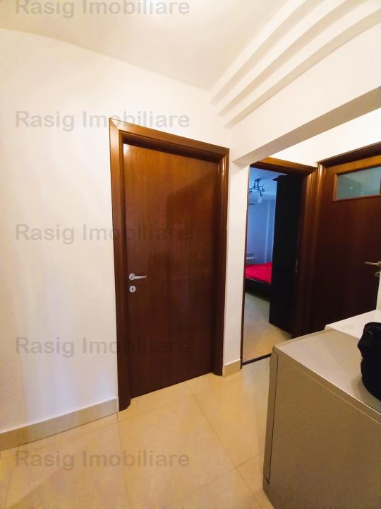 Apartament 3 camere , etaj1 , zona Decebal-Alba Iulia , plan secund