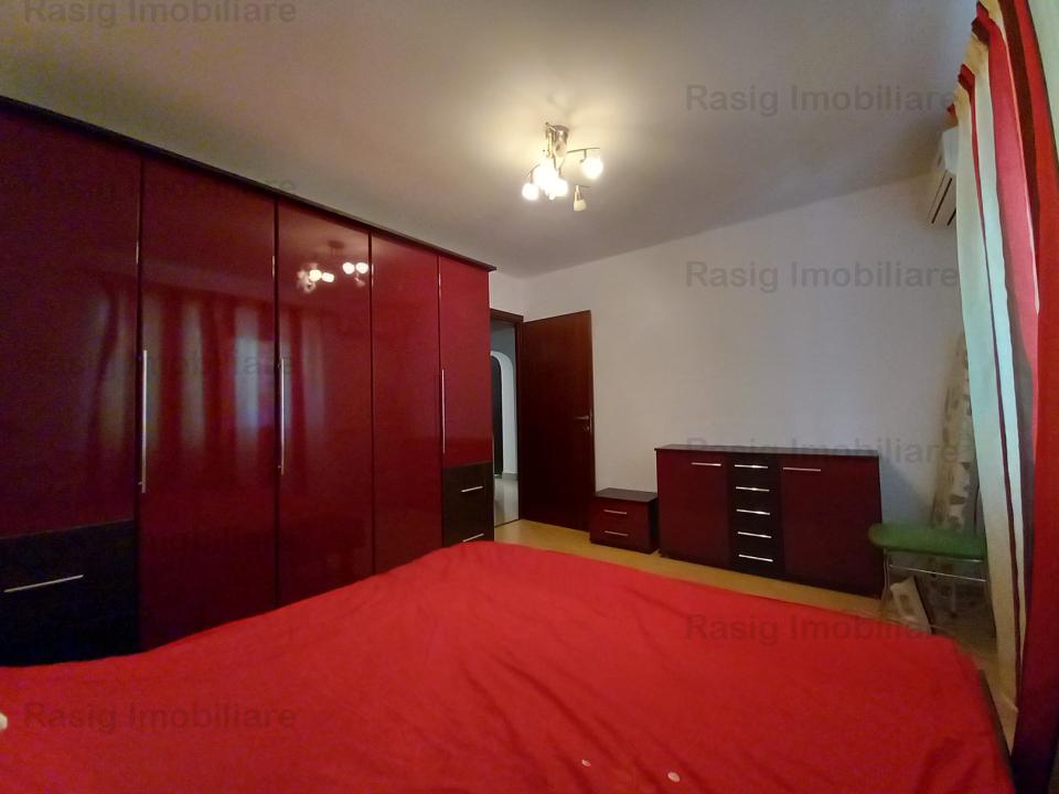 Apartament 3 camere , etaj1 , zona Decebal-Alba Iulia , plan secund