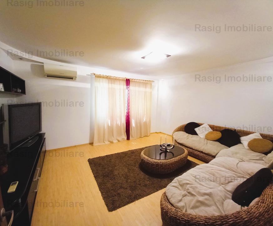 Apartament 3 camere , etaj1 , zona Decebal-Alba Iulia , plan secund