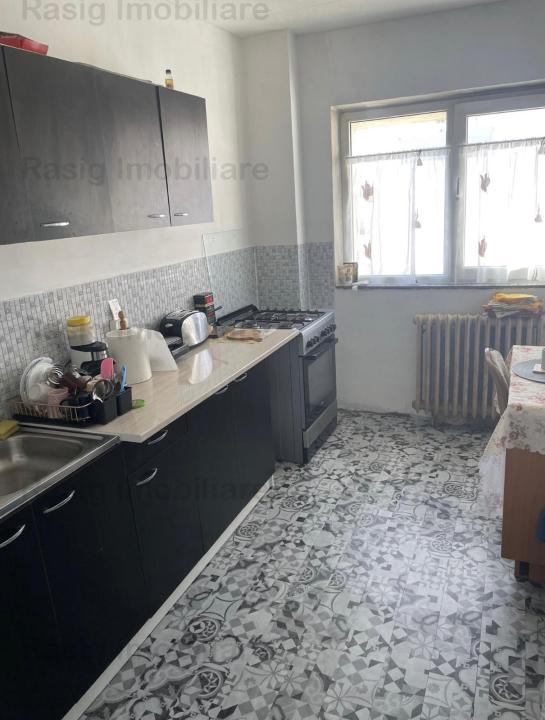 Vanzare apartament 4 camete Turda - Parc Regina Maria