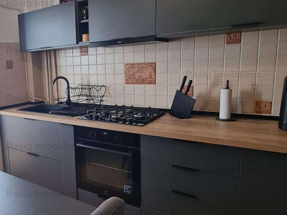 Vanzare apartament  2 camere Banu Manta