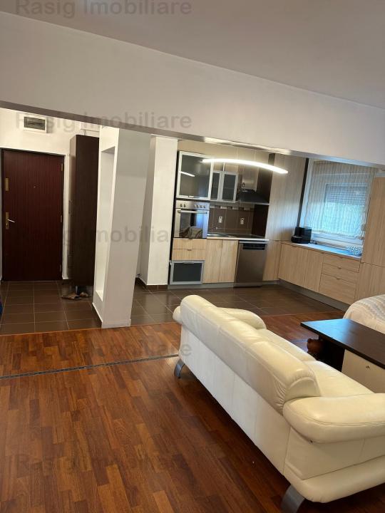 Vanzare apartament 4 camere Dristor 