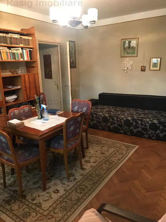 Vanzare 2 camere Grivitei - Medlife