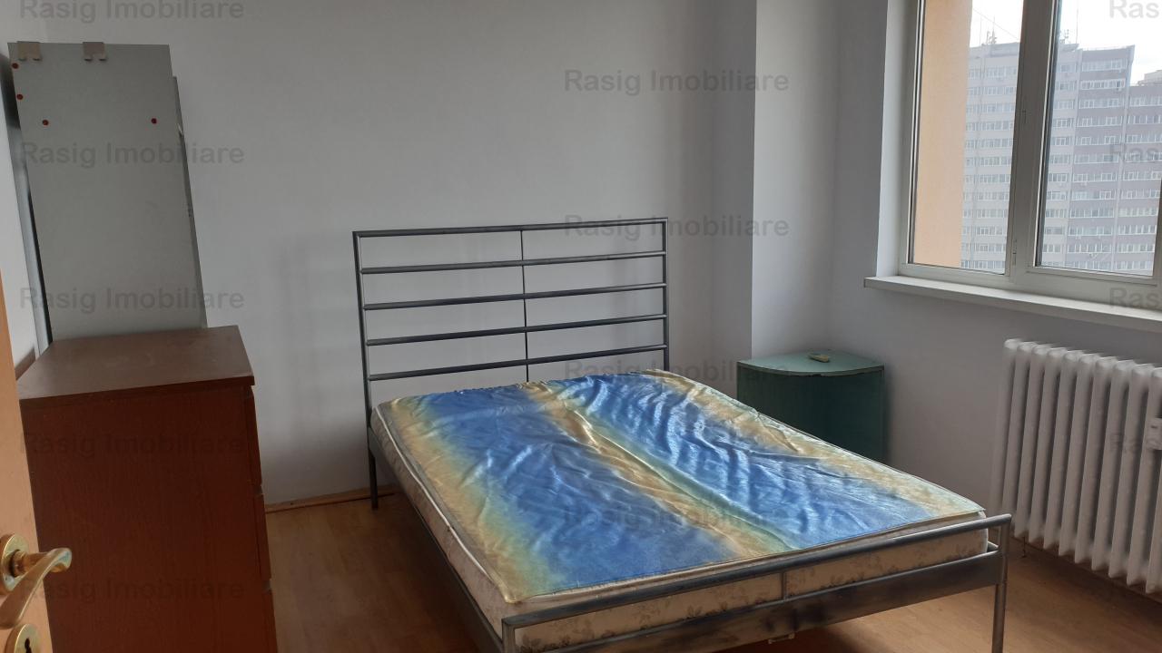    Apartament 4 camere Militari Lujerului