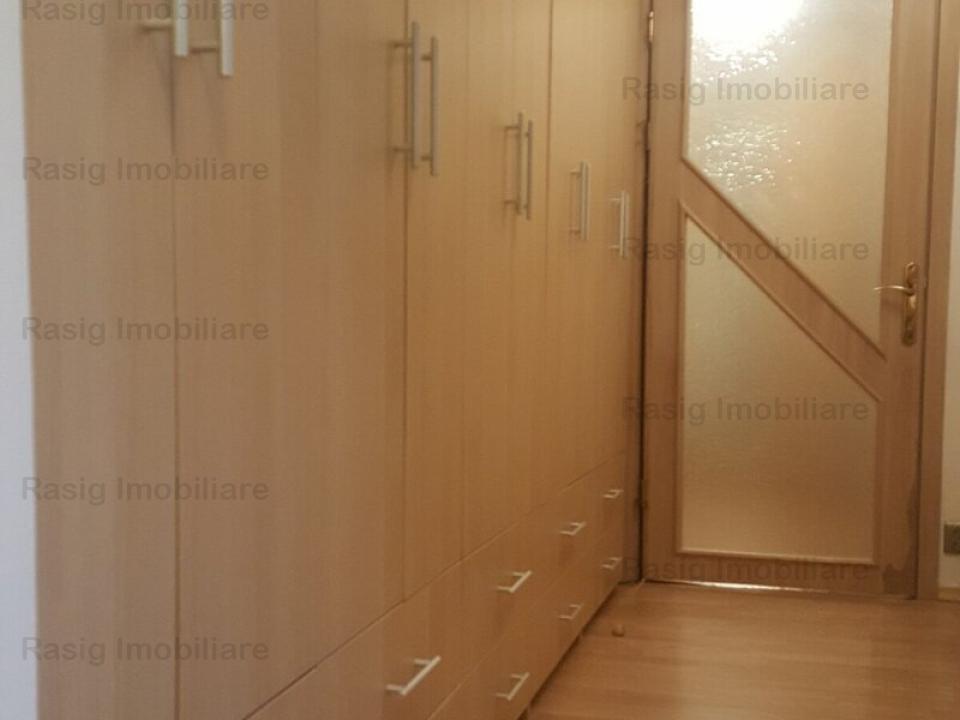 Vanzare apartament  2 camere Banu Manta