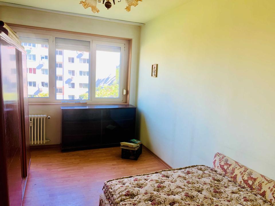 Vanzare apartament 3 camere Ion Mihalache