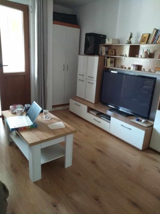 Vanzare apartament 2 camere Piata Chibrit