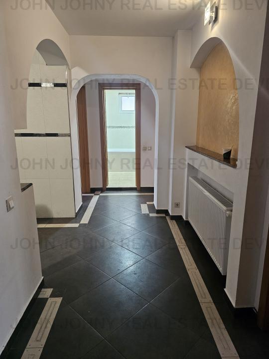 Apartament 3 camere Nerva Traian