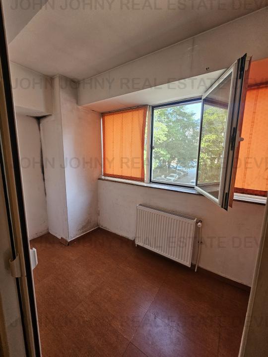 Apartament 3 camere Nerva Traian