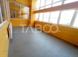 Spatiu Industrial 1000 mp utili cu birouri si parcari Central Sibiu