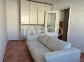 Apartament semidecomandat cu 2 camere zona garii etaj intermediar