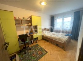 Apartament decomandat 3 camere 2 bai etaj intermediar Vasile Aaron