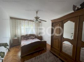 Apartament 5 camere 100 mpu mobilat pivnita etaj 1 Cetate Alba Iulia