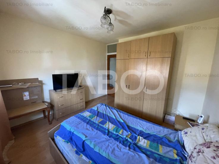 Apartament decomandat 3 camere 50 mp utili mobilat utilat Alba Iulia