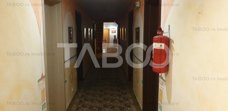 Pensiune 23 camere 19 bai 2100mpu restaurant terasa parcare Alba Iulia