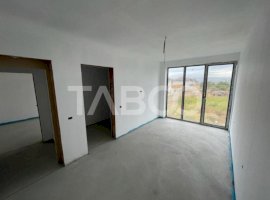 Casa tip duplex la cheie 4 camere 2 bai 108mpu curte Cetate Alba Iulia