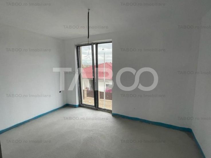 Casa tip duplex la cheie 4 camere 108 mp utili curte Cetate Alba Iulia