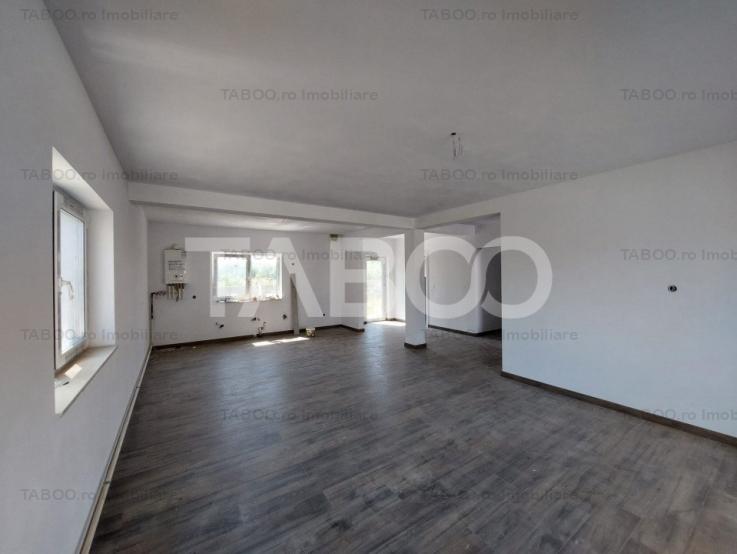 Casa insiruita 4 camere 2 bai 120 mpu balcon curte Micesti Alba Iulia