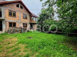 Comision 0% Casa tip duplex de vanzare 6 camere cu teren Saliste Sibiu