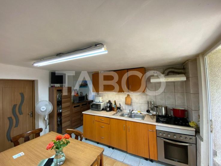 Casa S+P+1E 4 camere 2 bai 225mp utili curte gradina Cetate Alba Iulia