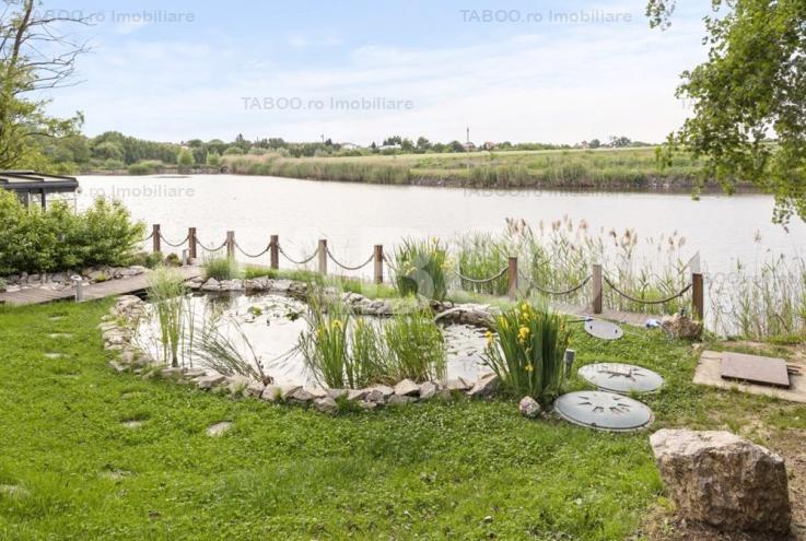 Vila de vanzare in Corbeanca Ilfov cu deschidere la lac