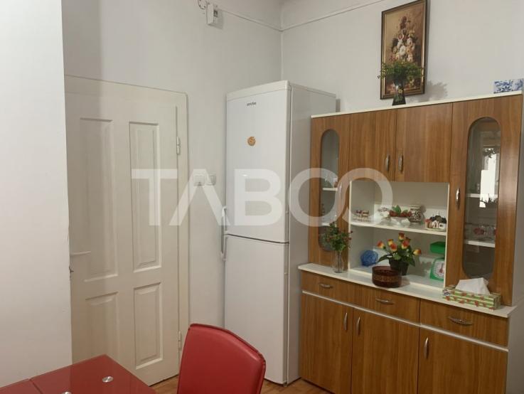 Casa cu 2 camere si gradina de vanzare in Sibiu zona Orasul de jos