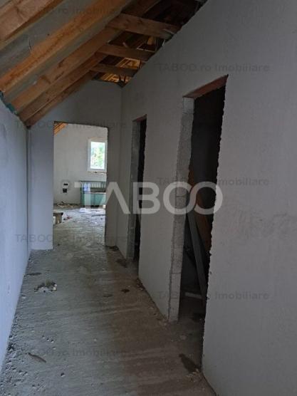 Casa de vanzare individuala 500 mp teren zona Gusterita Sibiu 