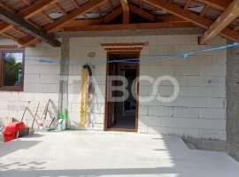 Casa 1 nivel 3 camere 75 mp utili utilitati curte Lipoveni Alba Iulia