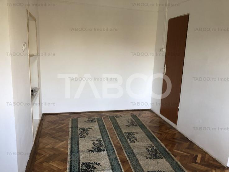 Casa regim D+P+1+M fara curte de vanzare Sibiu zona Trei Stejari