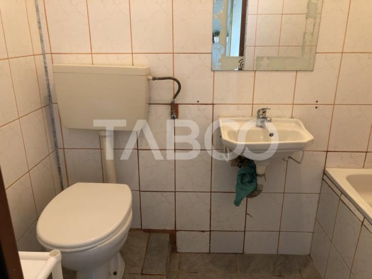 Casa regim D+P+1+M fara curte de vanzare Sibiu zona Trei Stejari