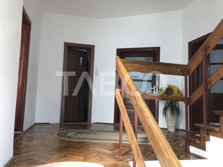 Casa regim D+P+1+M fara curte de vanzare Sibiu zona Trei Stejari