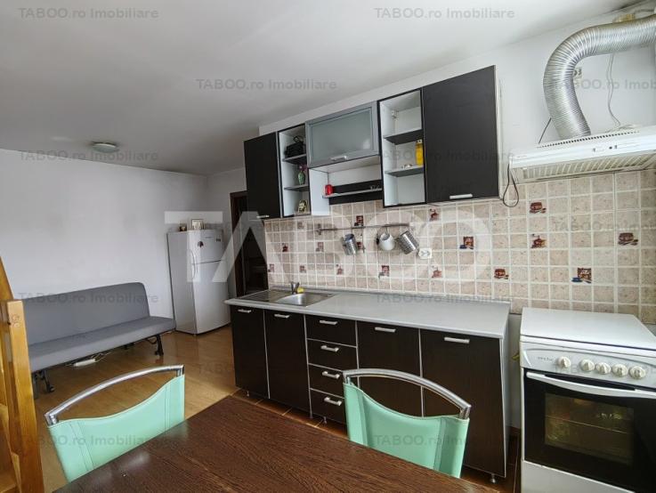 Apartament de vanzare decomandat 3 camere mobilate Valea Aurie Sibiu