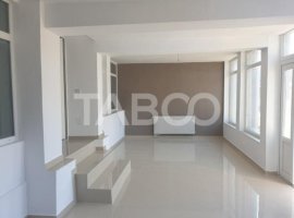 Apartament decomandat 3 camere 120 mpu parter curte Pianu de Jos Alba